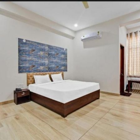 Hotel Amrapali Inn Jaipur Exteriör bild