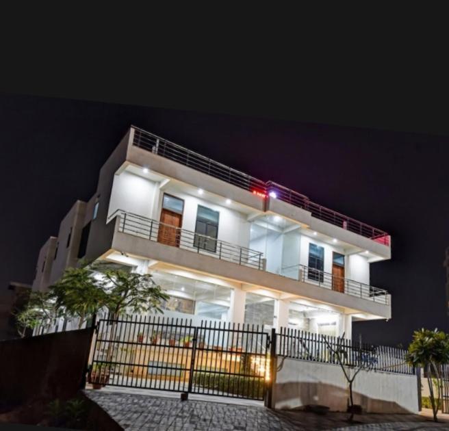 Hotel Amrapali Inn Jaipur Exteriör bild